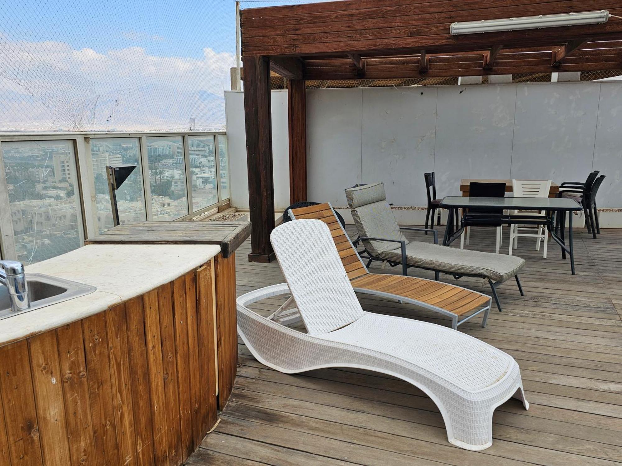 Exclusive Top Luxury Penthouse Near The Sea With Privat Roof-Pool Apartment Eilat Bagian luar foto